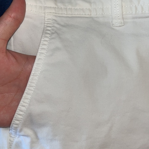 GAP city short white - size 4 - Picture 6 of 12